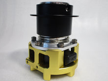 Load image into Gallery viewer, Fanatec Podium Hub - TESTED - Only used a couple of times - 🚚💨