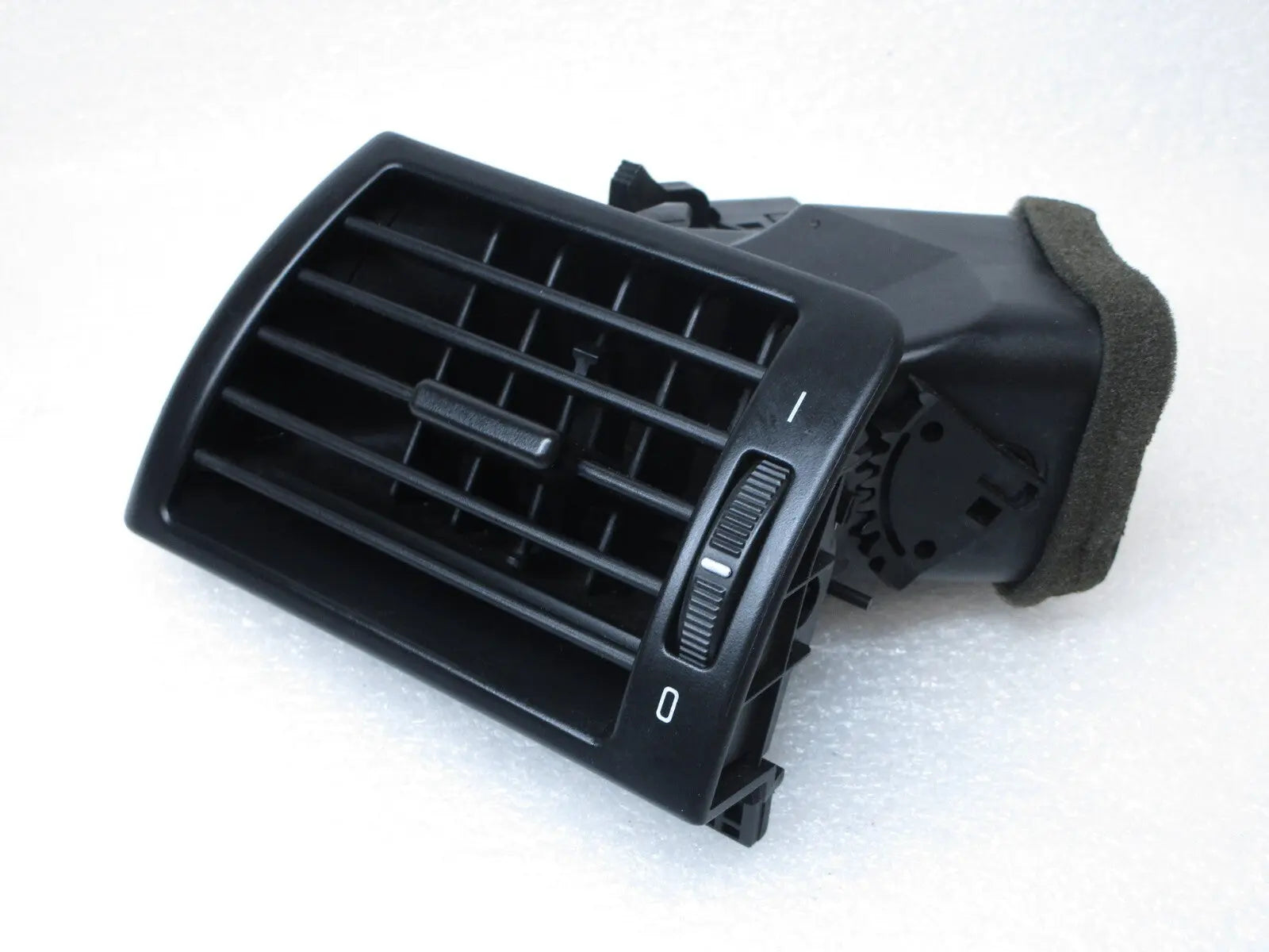 BMW OEM E46 325 328 330 M3 Front Driver Side Dash AC Vent Grille, 8361897