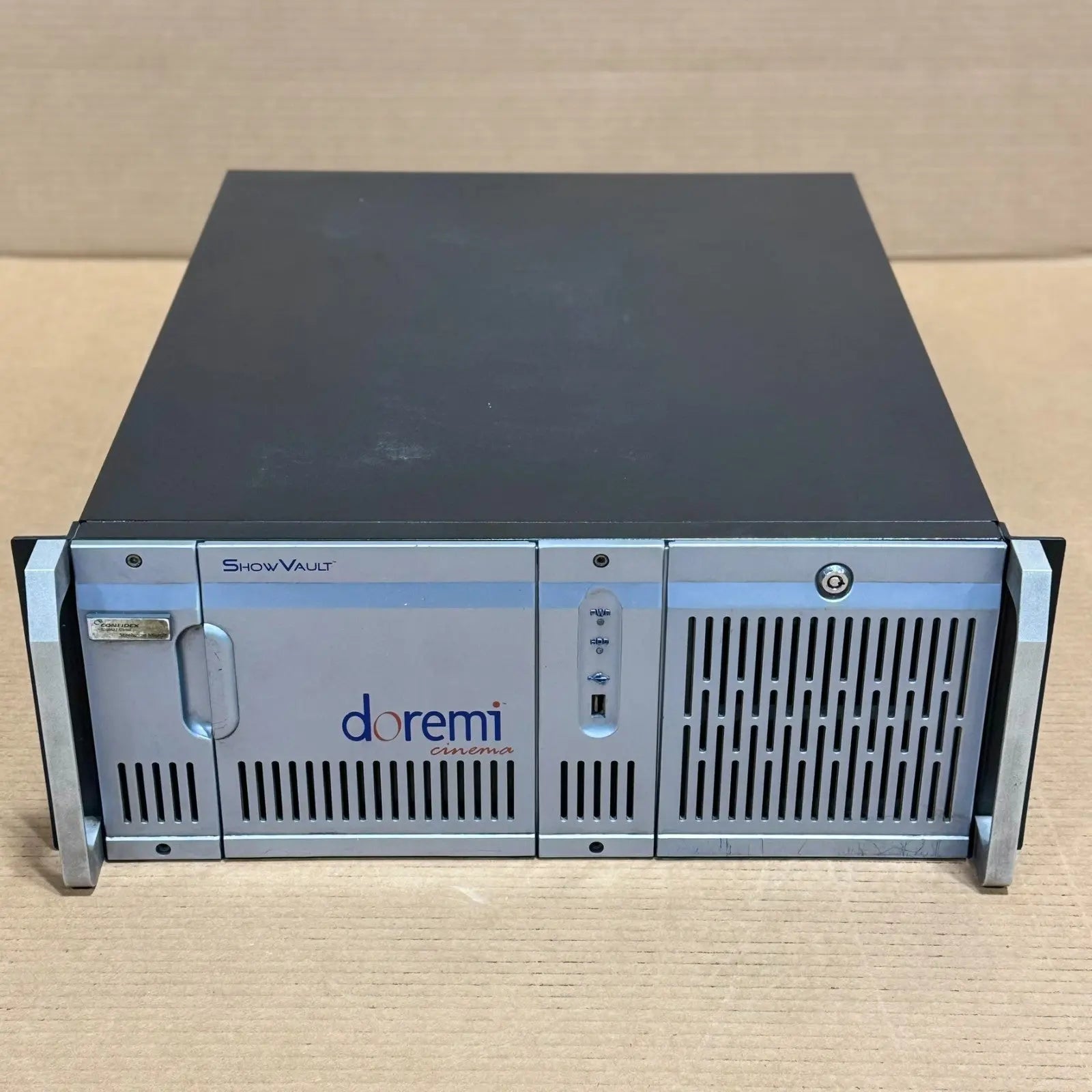 Doremi ShowVault Digital Cinema Server, Powers On, Untested