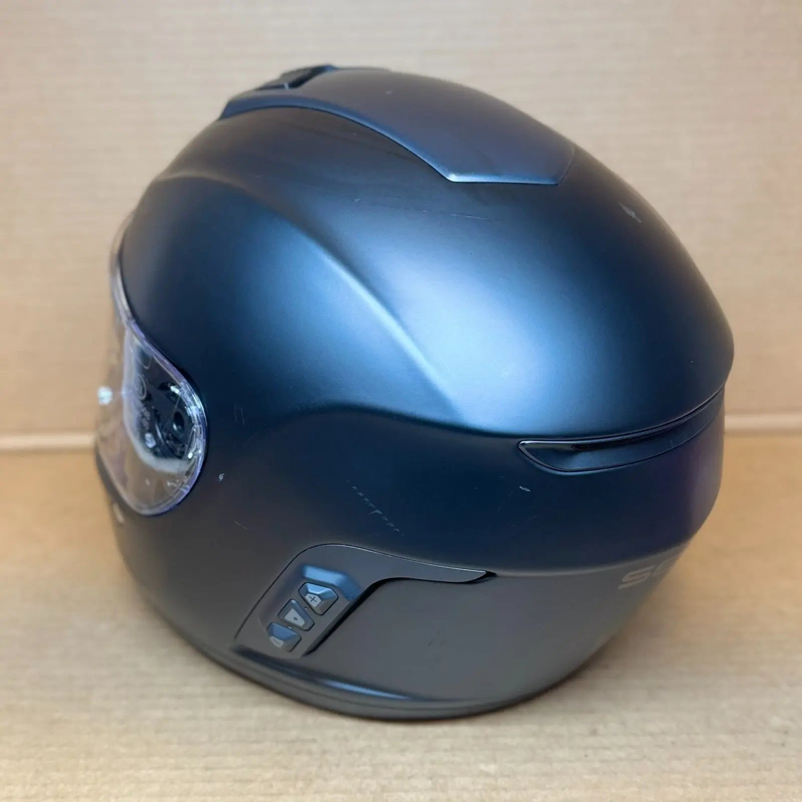 Sena Momentum INC Bluetooth Motorcycle Helmet, Matte Black, XL, Scratched