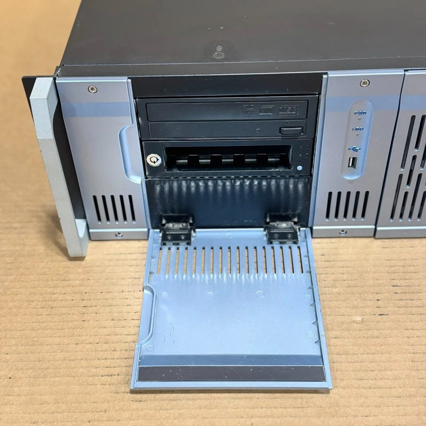 Doremi ShowVault Digital Cinema Server, No Power Supply