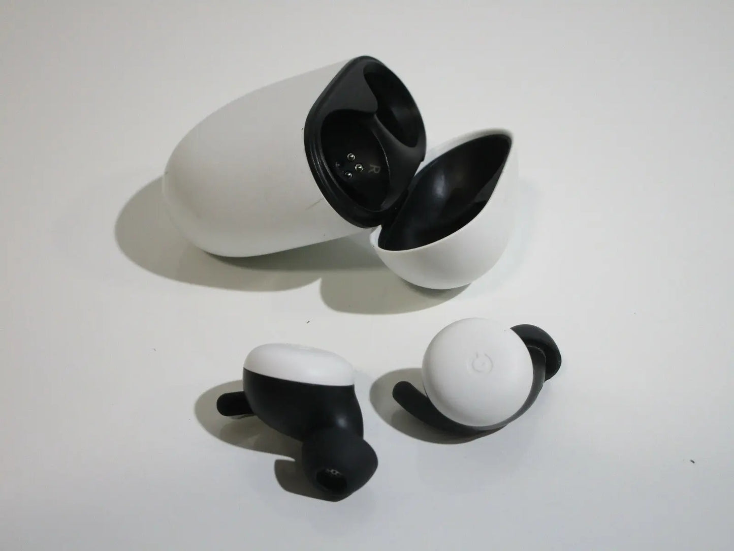 Google G1013 In-Ear Wireless Headphones, Clearly White, For Parts