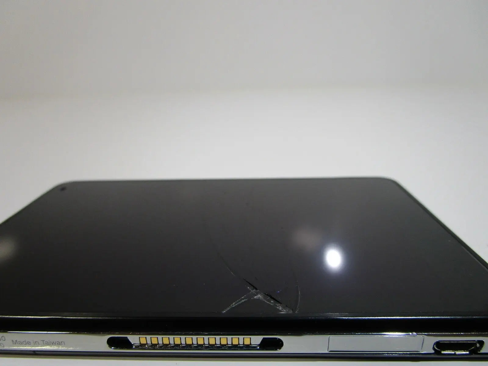 Garmin nuvi 3490 GPS Receiver, For Parts or Repair