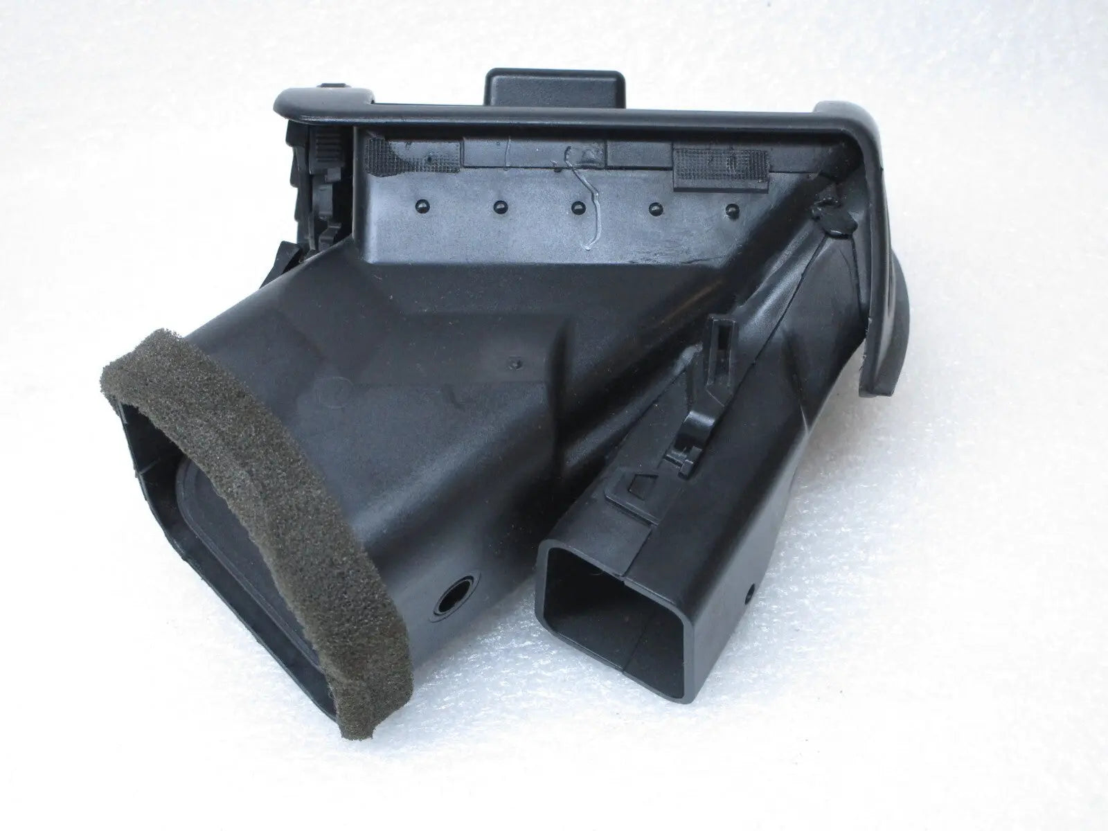 BMW OEM E46 325 328 330 M3 Front Driver Side Dash AC Vent Grille, 8361897
