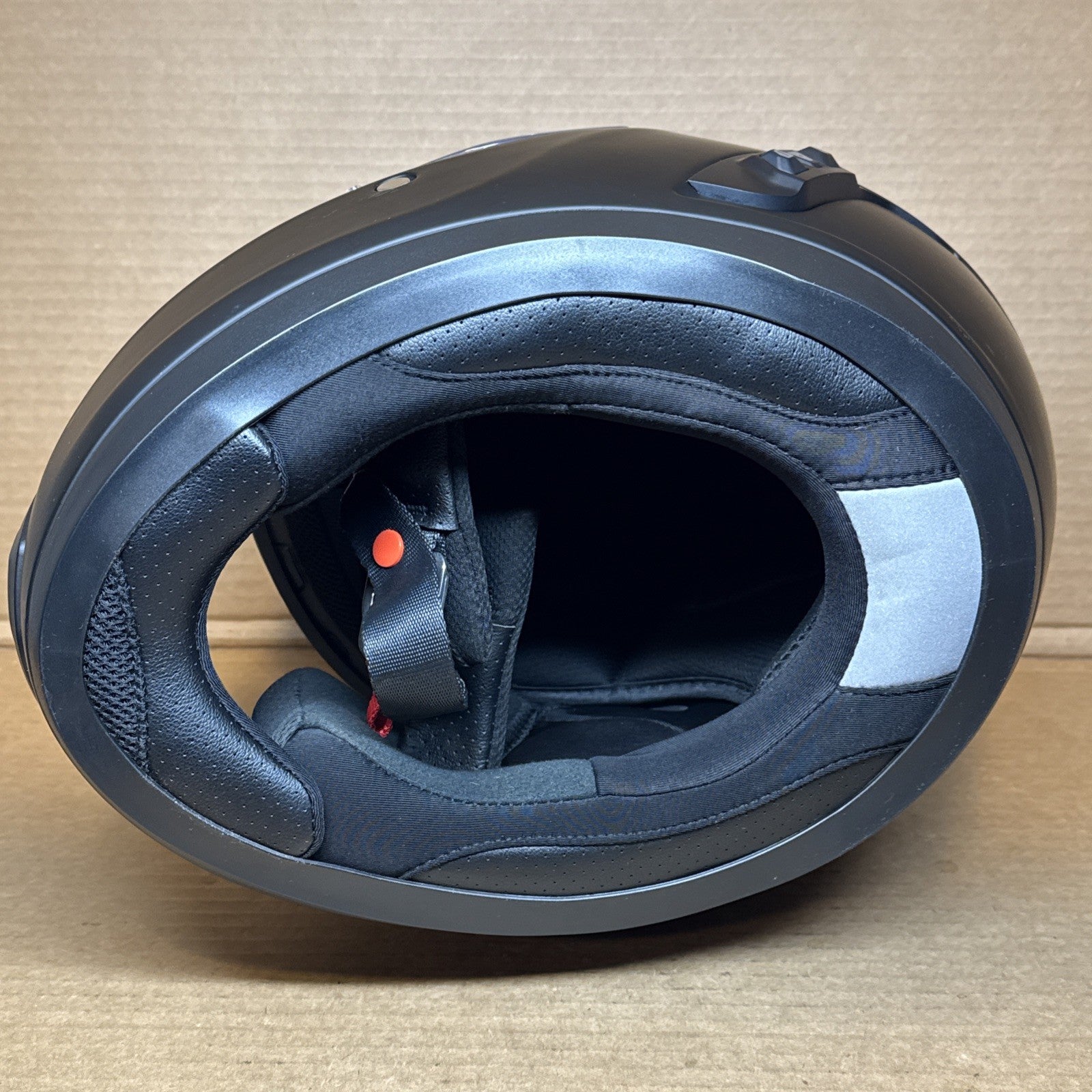Sena Momentum INC Pro Bluetooth Camera Motorcycle Helmet, Matte Black, XL, Scratched