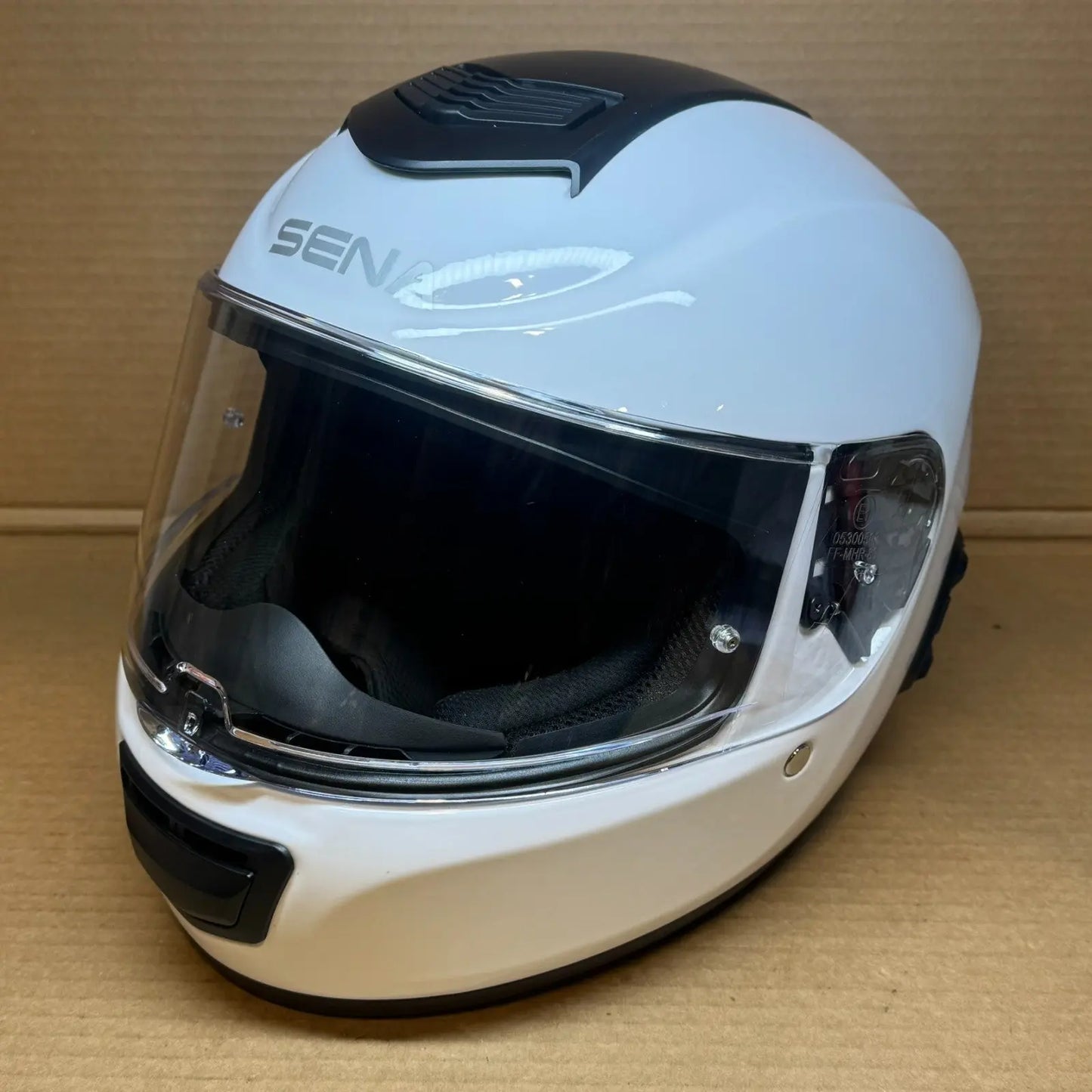 Sena Momentum Lite Bluetooth Motorcycle Helmet, Glossy White, Medium