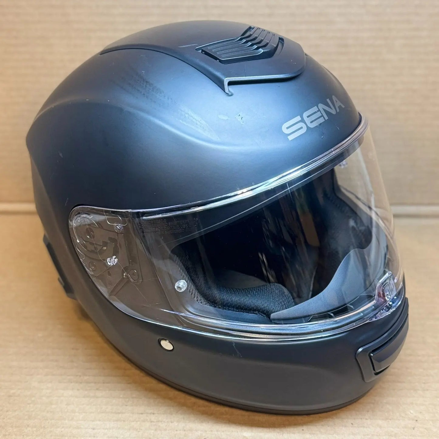Sena Momentum Bluetooth Motorcycle Helmet, Matte Black, Large, Scratched