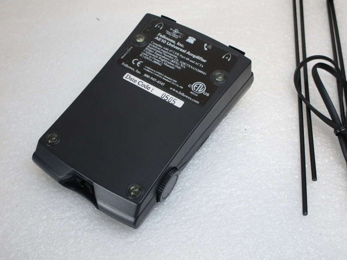 Fellowes AE10 Universal Phone Audio Amplifier