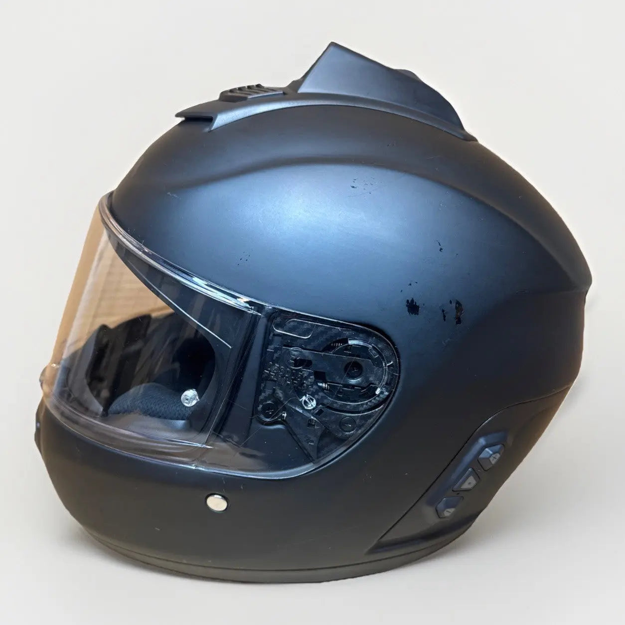 Sena Momentum Pro Bluetooth Camera Motorcycle Helmet, Matte Black, Large, Scratched