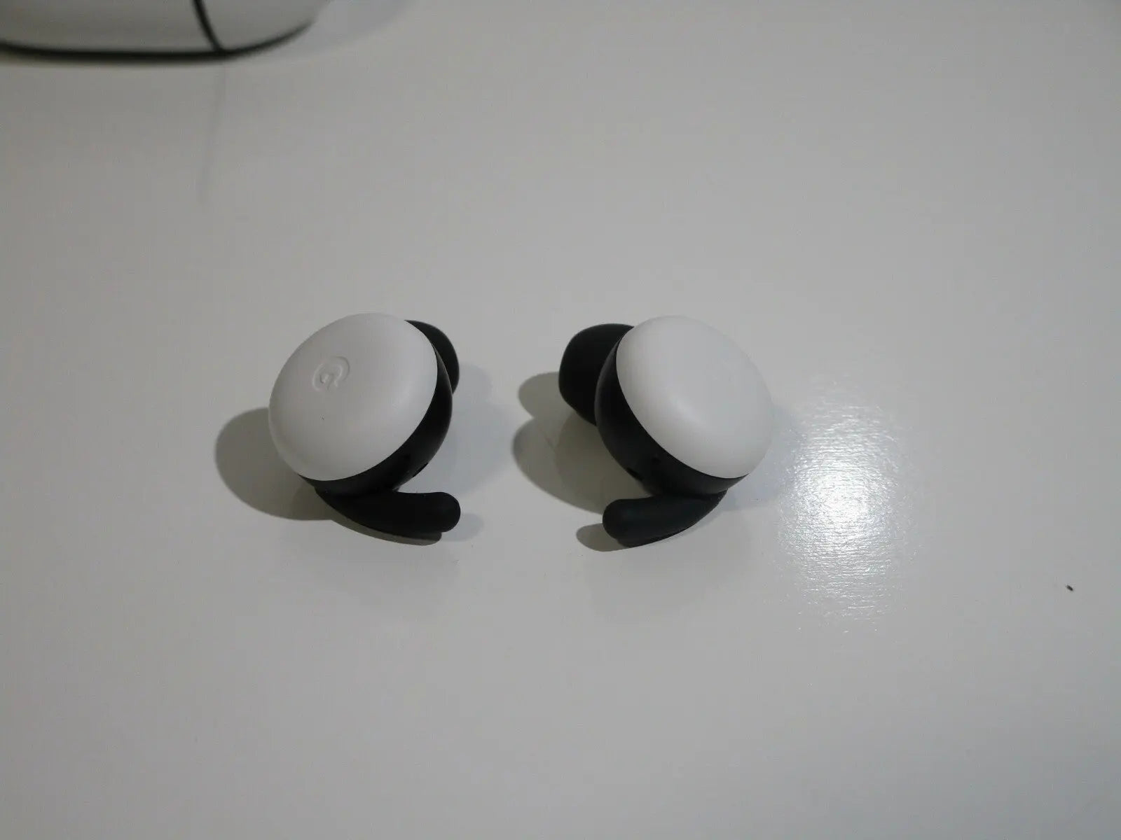 Google G1013 In-Ear Wireless Headphones, Clearly White, For Parts
