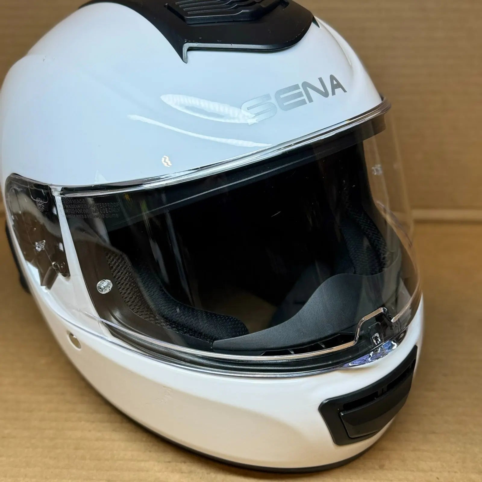 Sena Momentum Bluetooth Motorcycle Helmet, Glossy White, Medium, Scratched