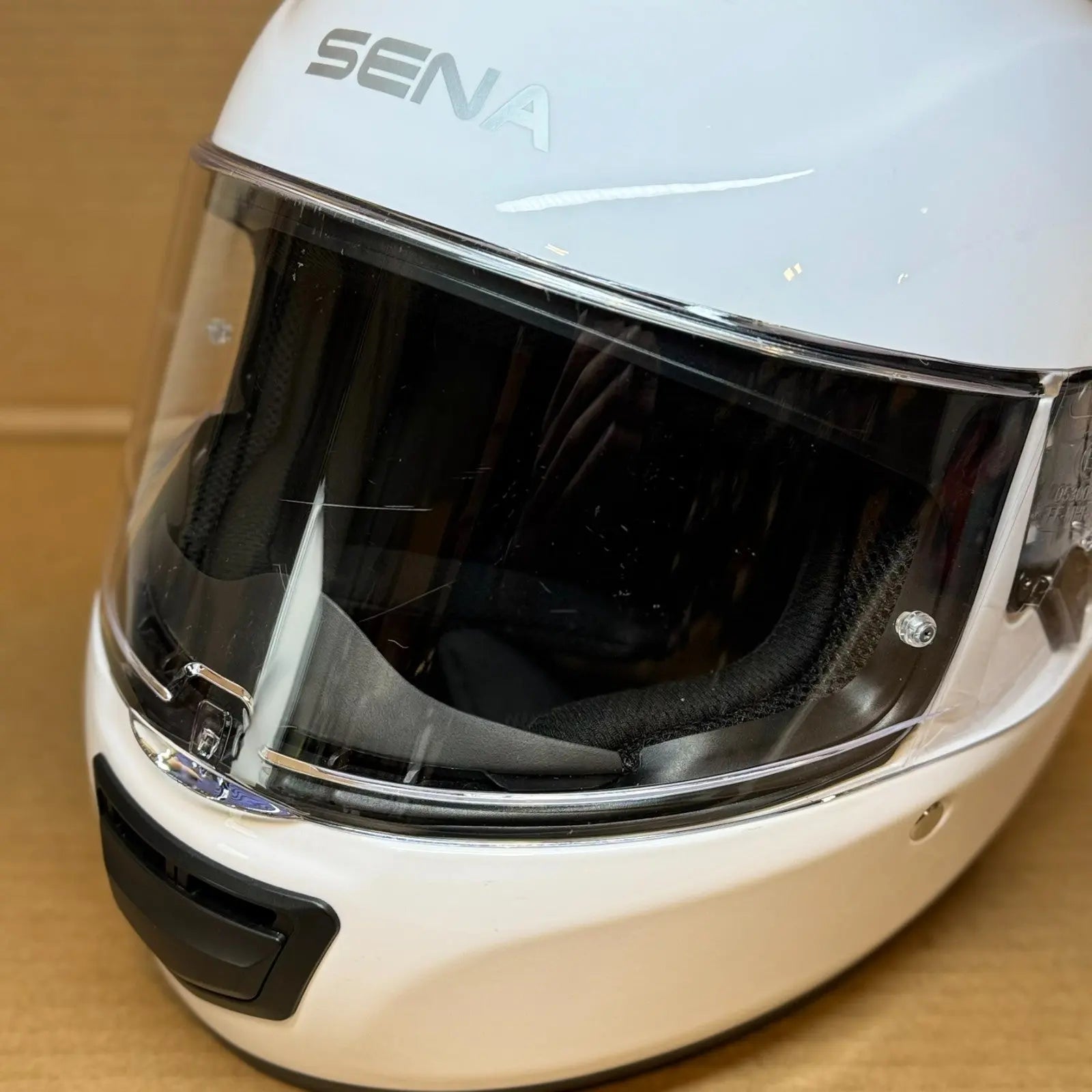 Sena Momentum INC Bluetooth Motorcycle Helmet, Glossy White, XXL, Paint Chips