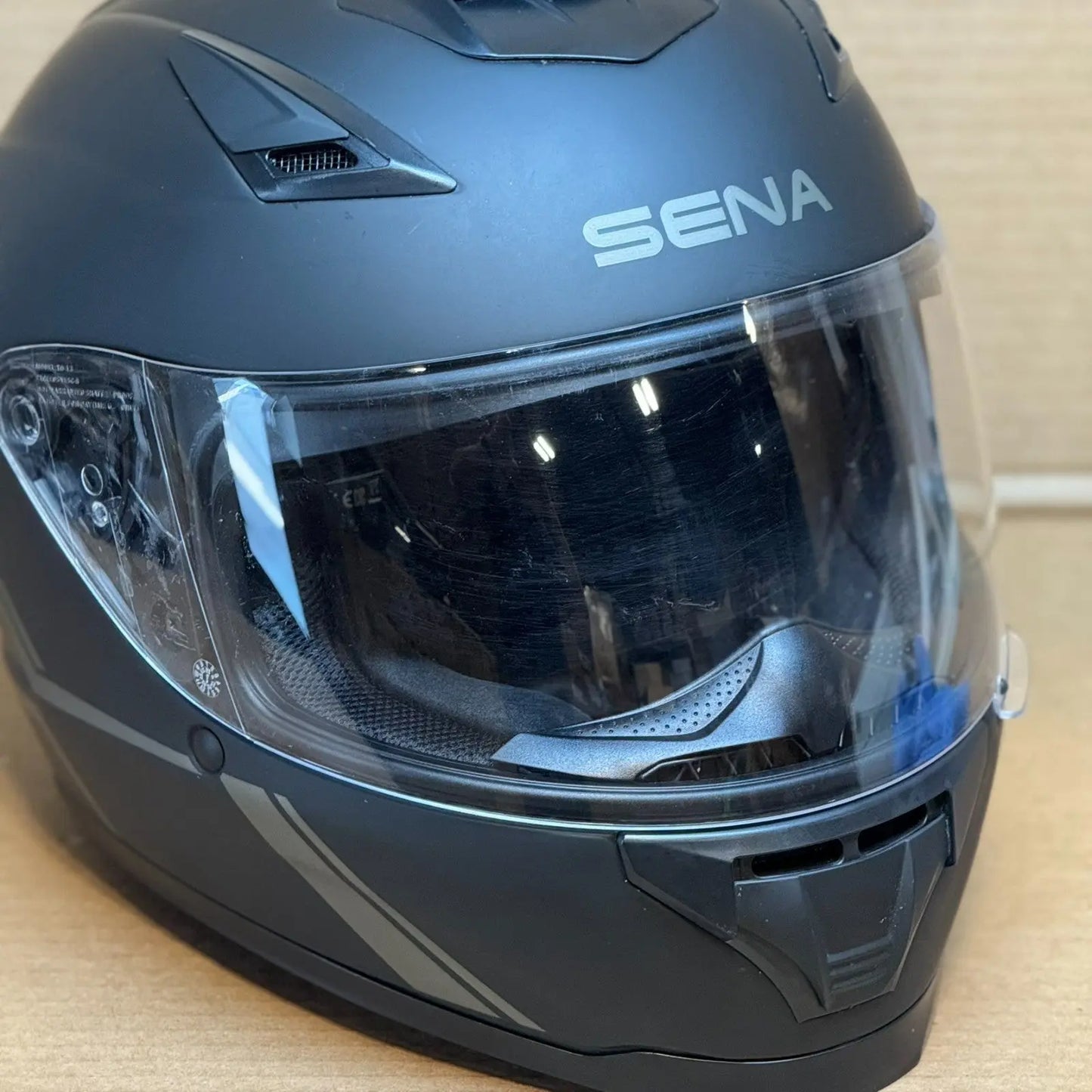 Sena Stryker Bluetooth Motorcycle Helmet, Matte Black, Medium, Scratched