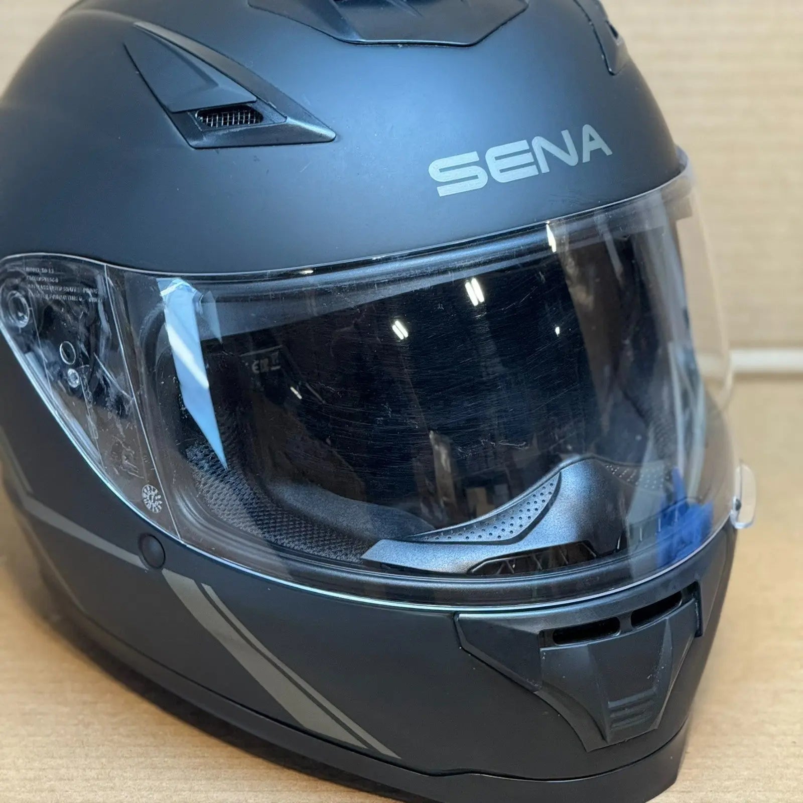 Sena Stryker Bluetooth Motorcycle Helmet, Matte Black, Medium, Scratched