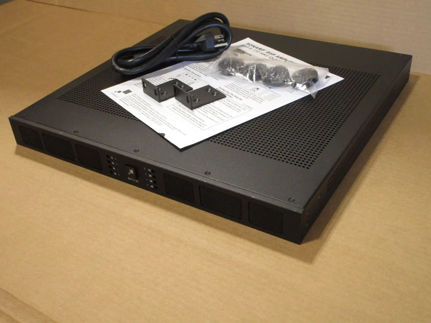 Sonance DSP 8-130 AMP Multi-Channel Amplifier - Great Item - - BlueBuyz