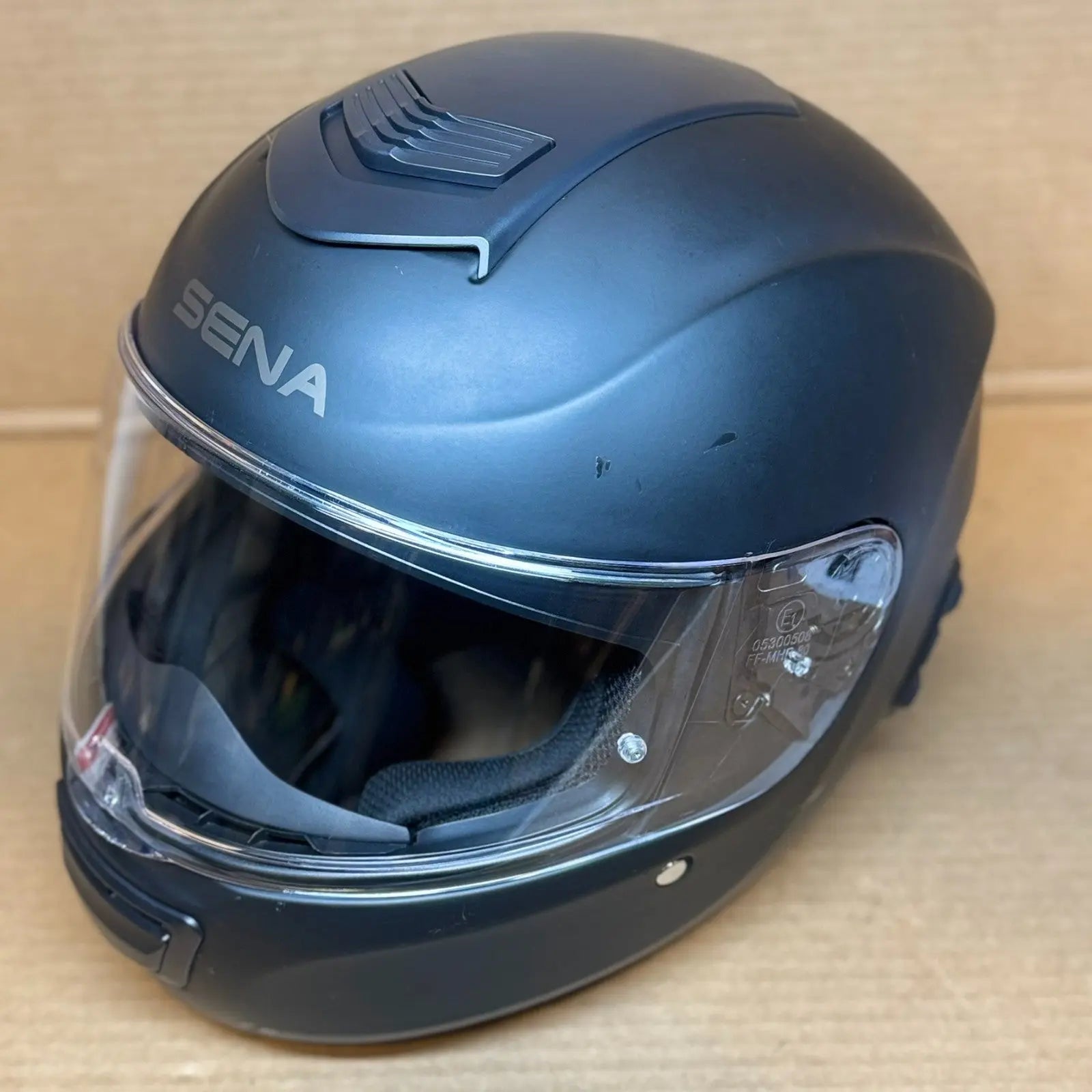 Sena Momentum Lite Bluetooth Motorcycle Helmet, Matte Black, XL, Scratched