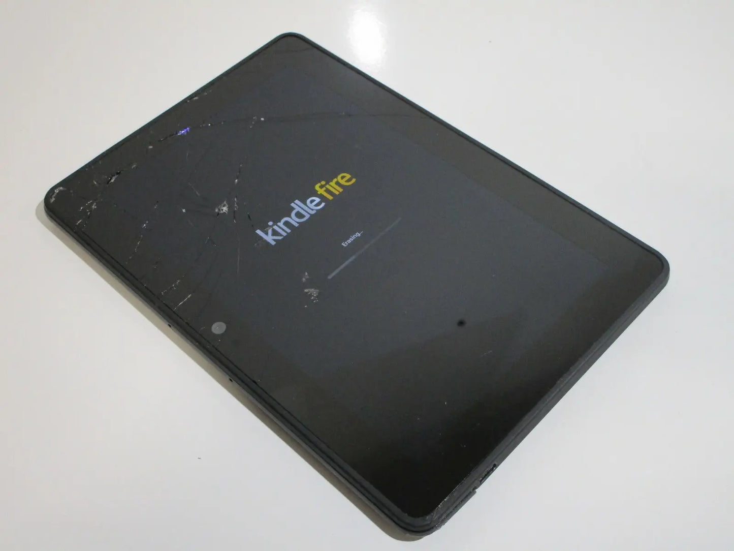 Amazon Kindle Fire HDX 7 3rd Generation 32GB, Bad Screen, For Parts