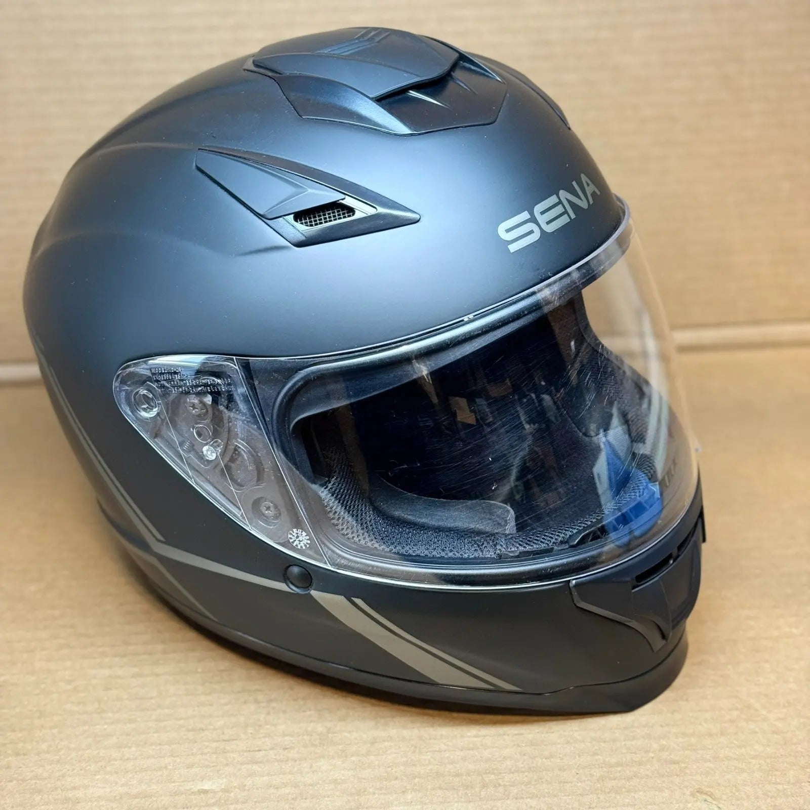 Sena Stryker Bluetooth Motorcycle Helmet, Matte Black, Medium, Scratched Visor