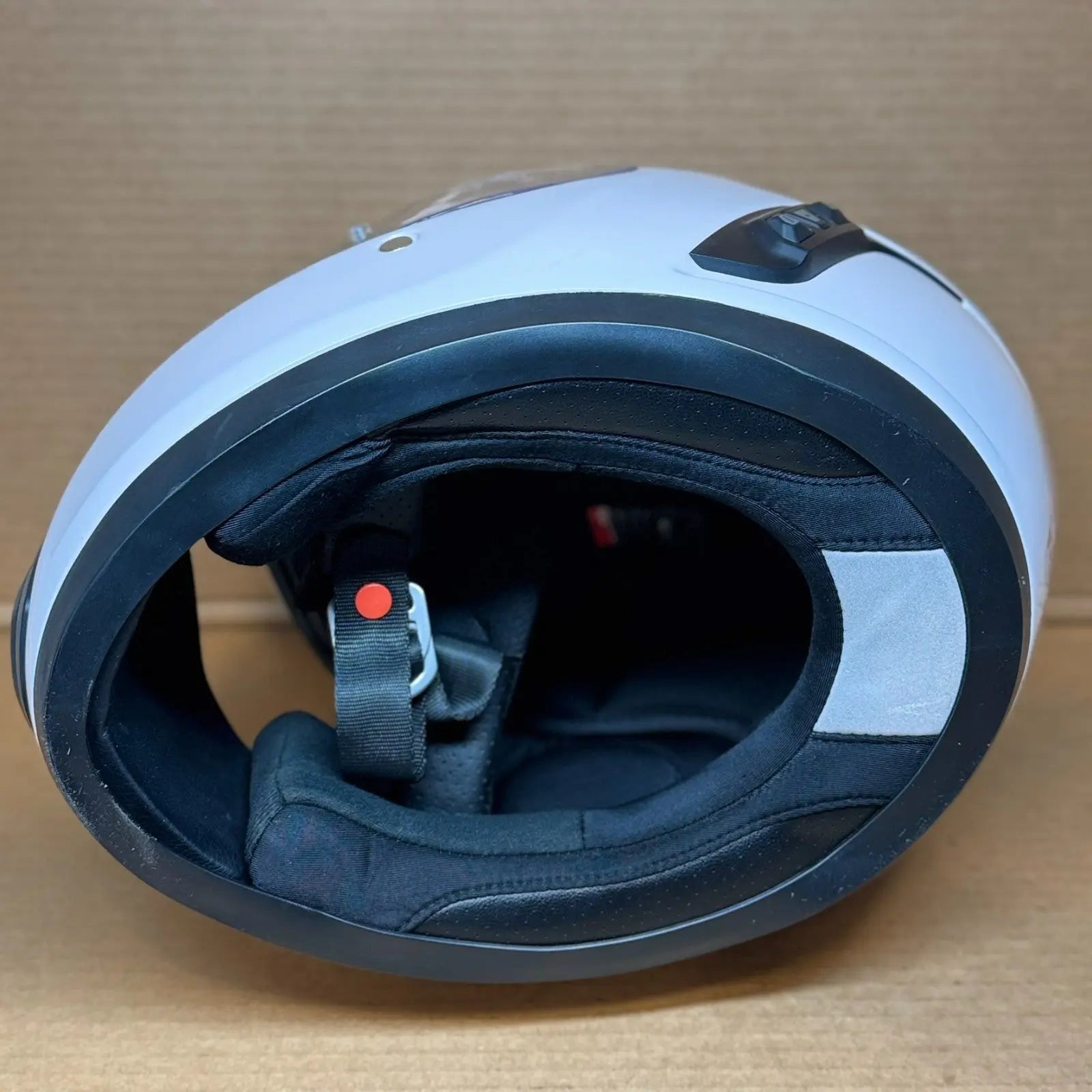 Sena Momentum INC Bluetooth Motorcycle Helmet, Glossy White, XXL, Paint Chips