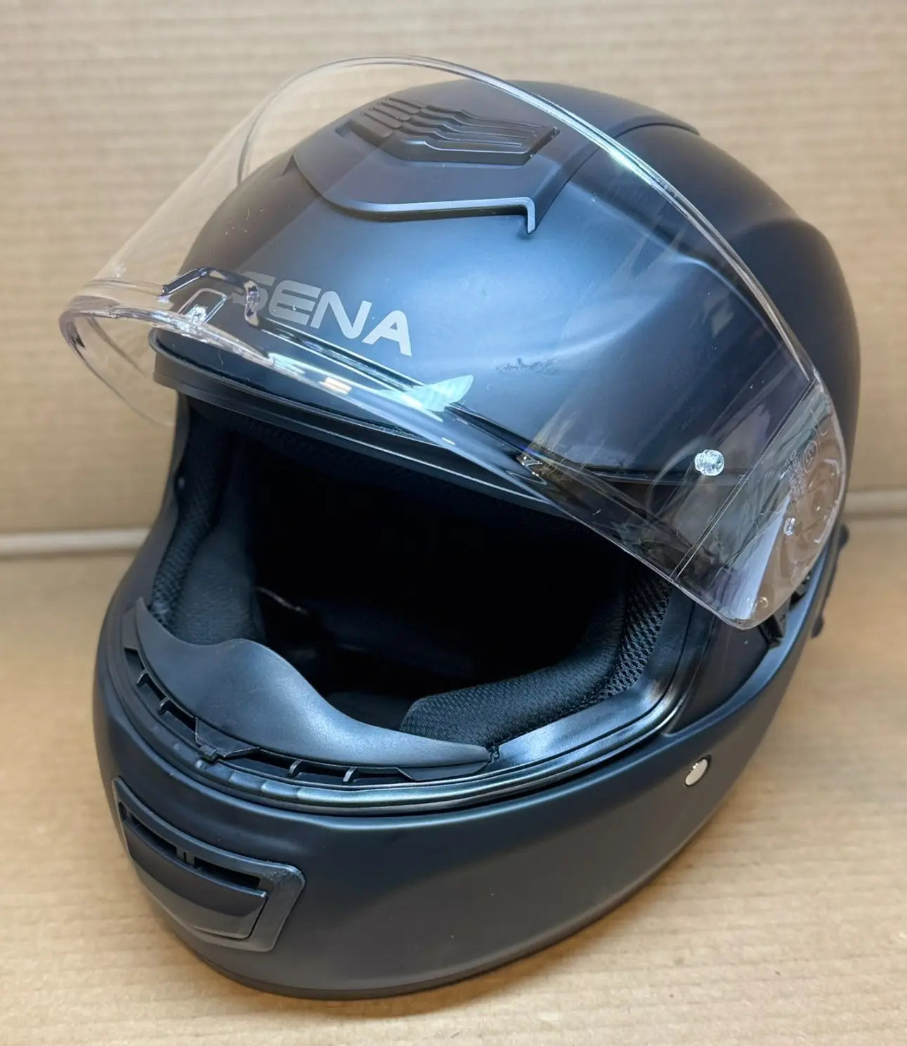 Sena Momentum Bluetooth Motorcycle Helmet, Matte Black, Large, Scratched